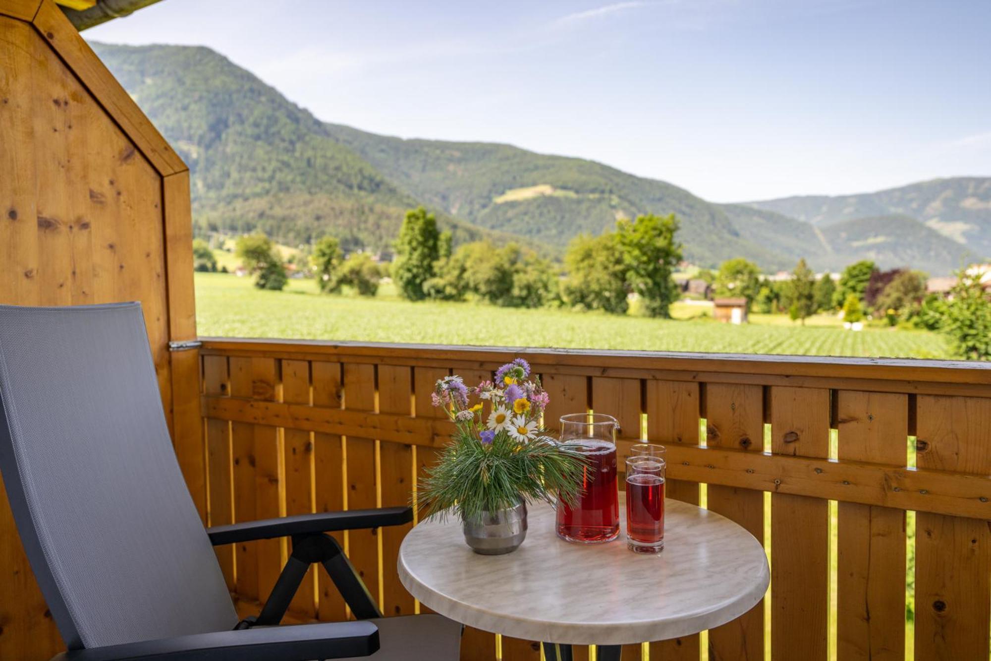 Ferienwohnung Mair Am Bach Брунико Екстериор снимка