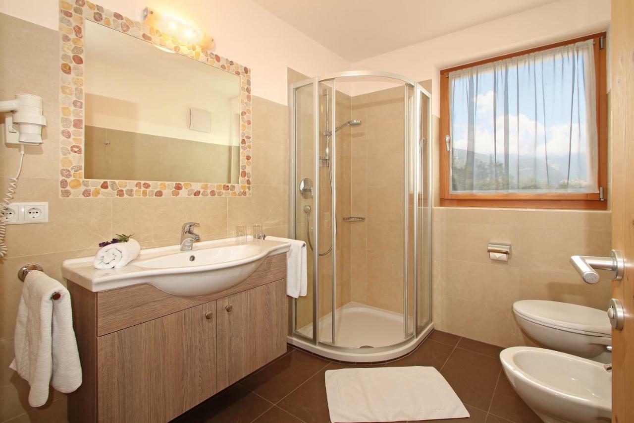 Ferienwohnung Mair Am Bach Брунико Екстериор снимка